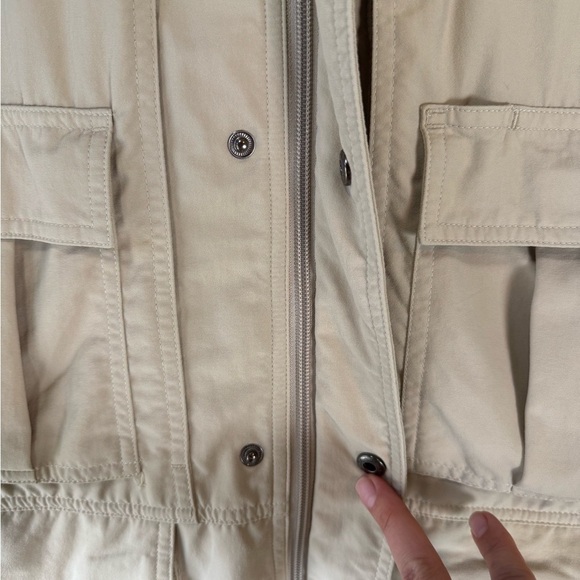 Men's Tan Travelsmith Vest - Picture 4 of 11